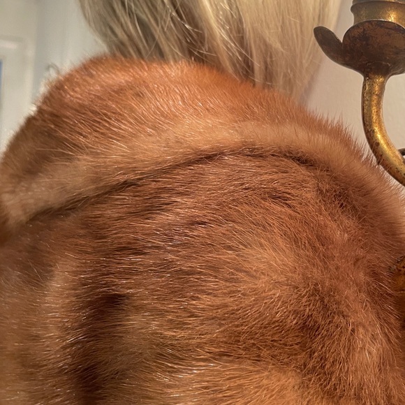 Fur Stole with satin lined collar. Vintage . Brown - Picture 7 of 13